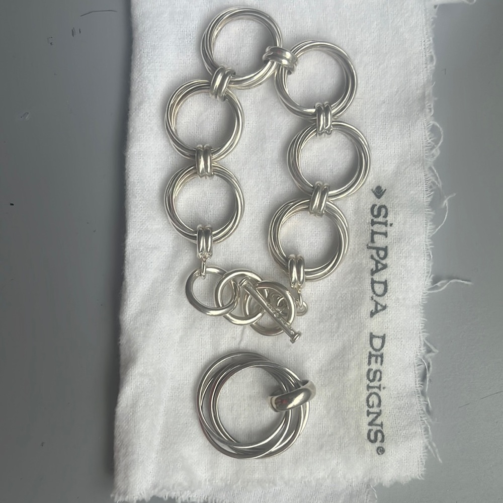 Silpada sterling silver Circle Braclet & Pendant